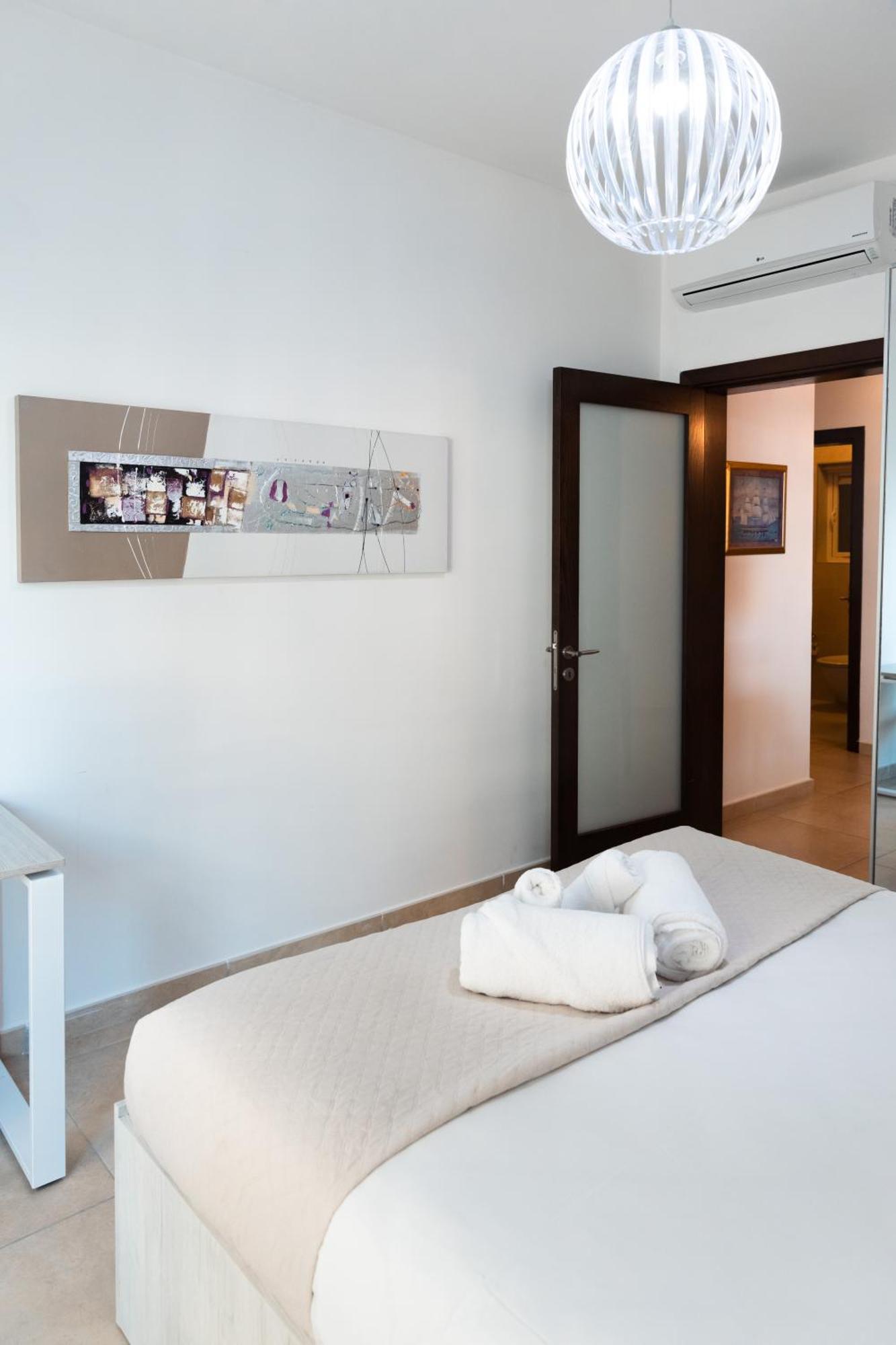 Luxury Seafront 3Br With Pool By Arcobnb 斯利马 外观 照片