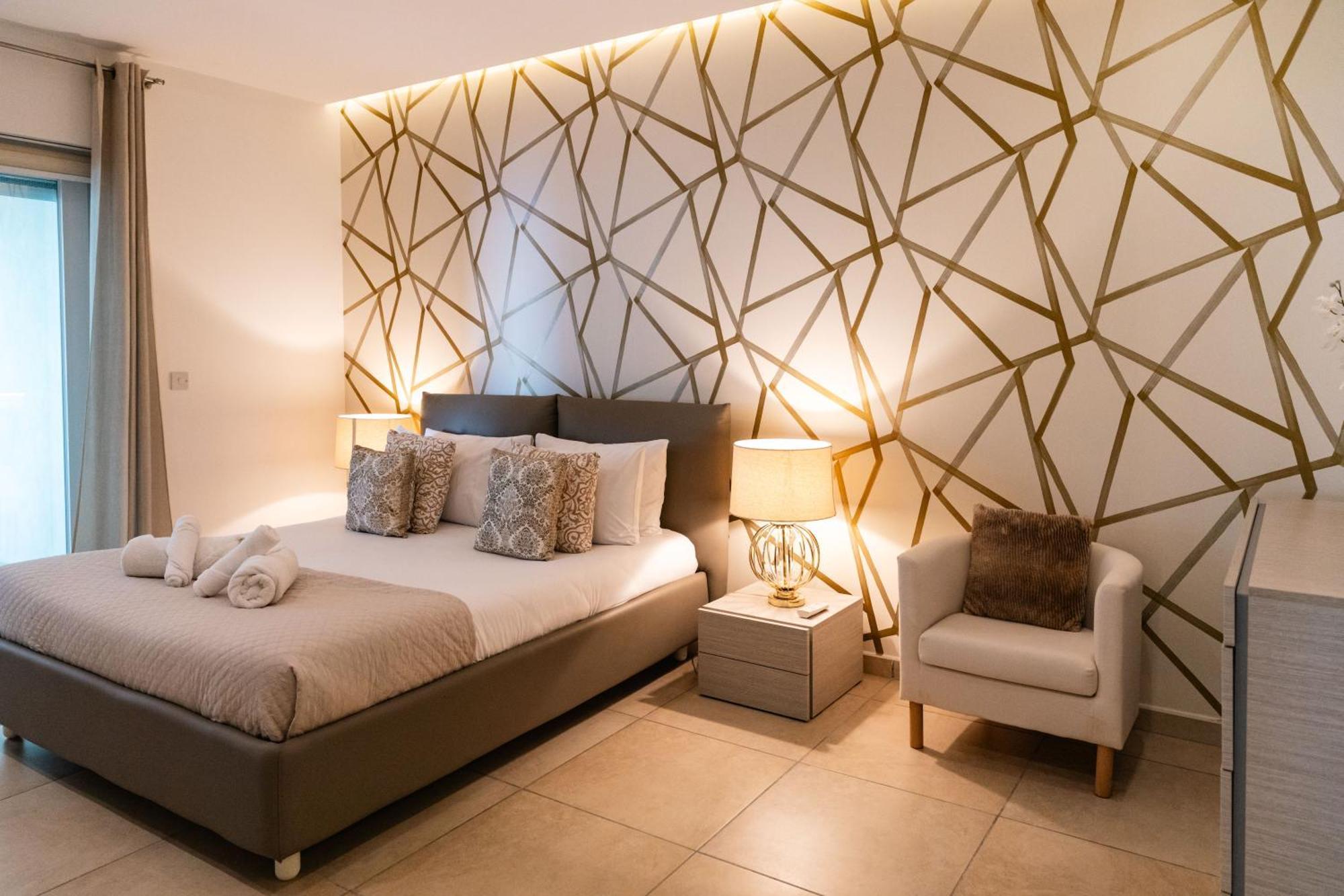 Luxury Seafront 3Br With Pool By Arcobnb 斯利马 外观 照片