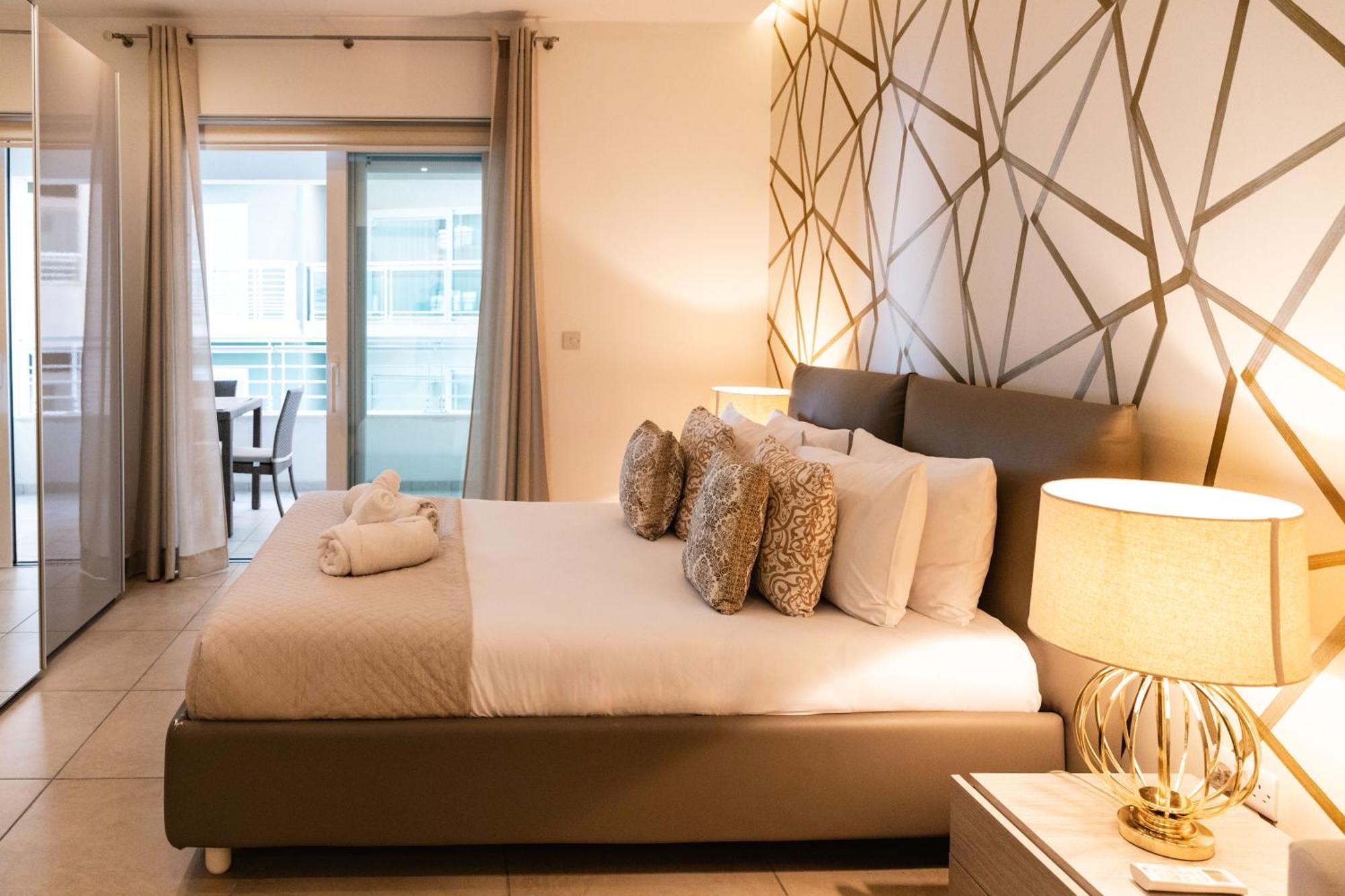 Luxury Seafront 3Br With Pool By Arcobnb 斯利马 外观 照片