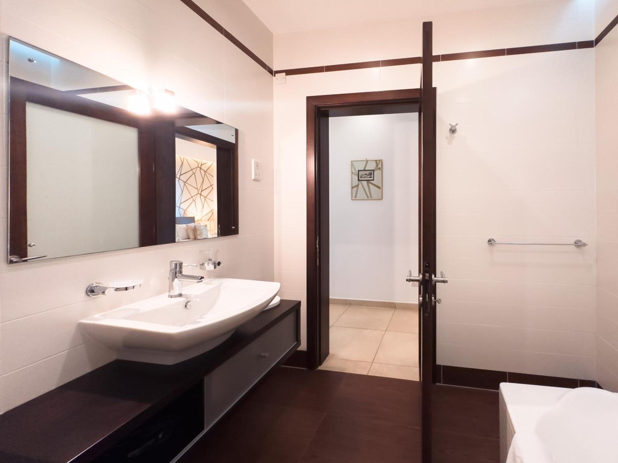 Luxury Seafront 3Br With Pool By Arcobnb 斯利马 外观 照片
